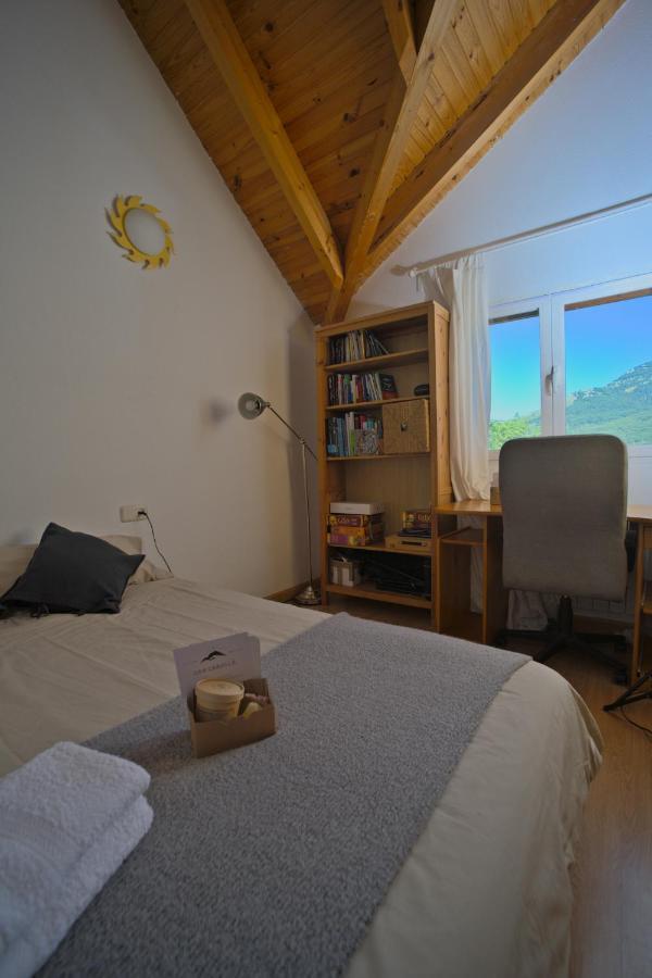 Casa Con Jardin, 4 Habitaciones Y Mucho Encanto En セルセディリャ エクステリア 写真